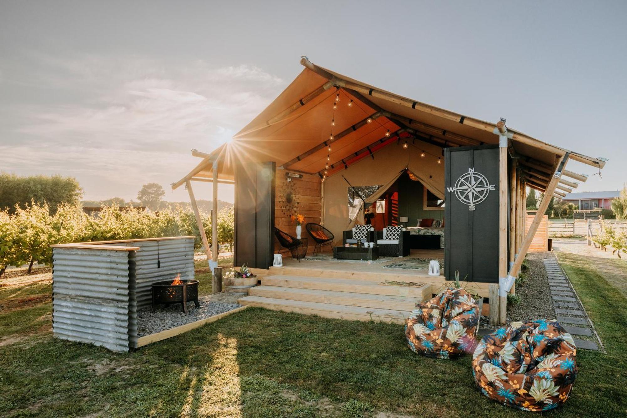 Villas & Vines Glamping Hastings Luaran gambar