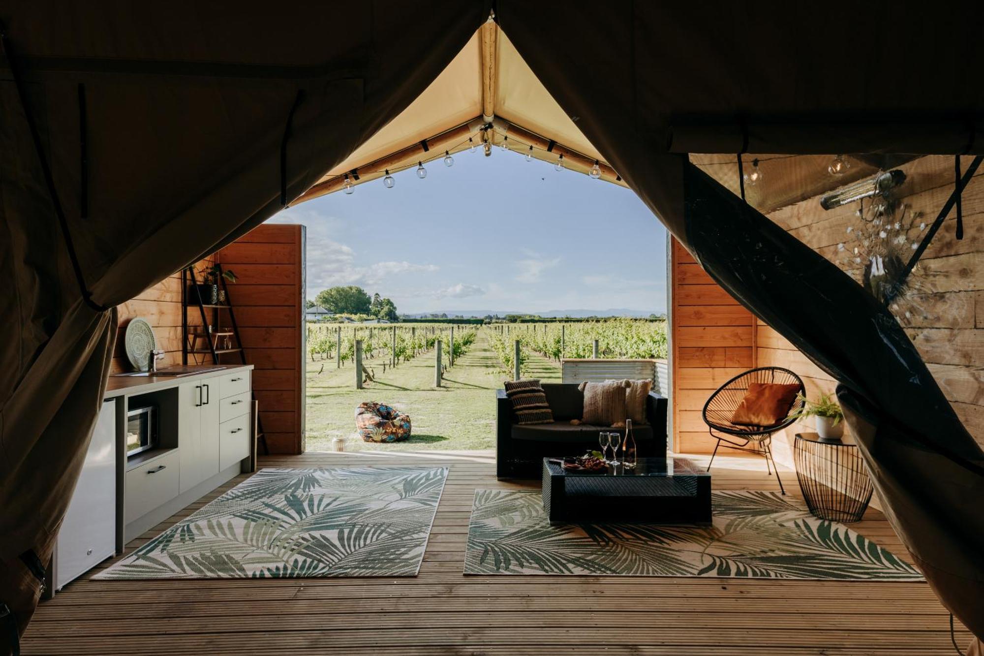Villas & Vines Glamping Hastings Luaran gambar